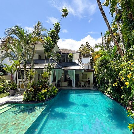 Villa Eindra Seminyak Exterior foto